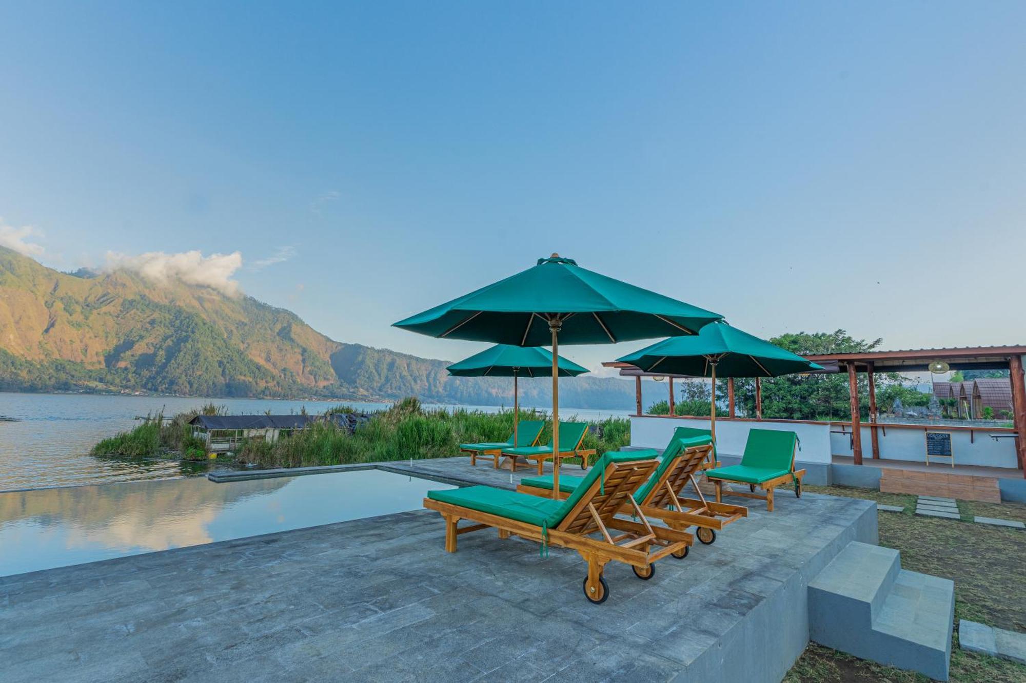 Lodge D Sila's Tepi Danu & Natural Hot Spring